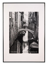 Photo Album Co Certificate/Photo Frame A4 Aluminium Frame Plastic Front Black