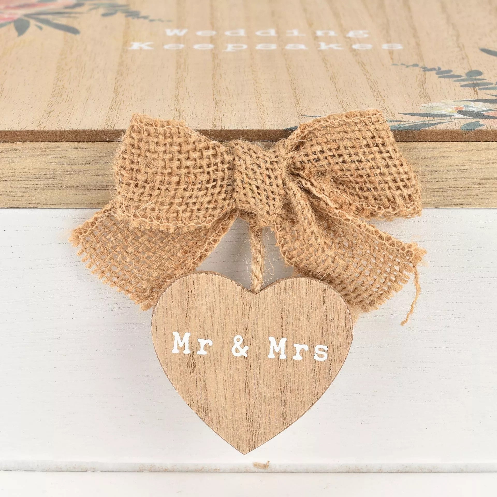 Widdop & Co Love Story keepsake box for wedding keepsakes, featuring elegant design and space for treasured mementos.